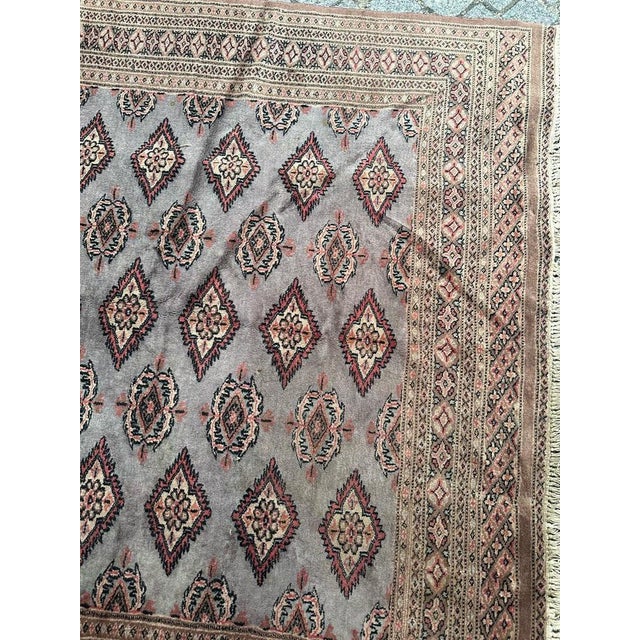 Vintage Pakistani Rug, 1980s For Sale - Image 4 of 16