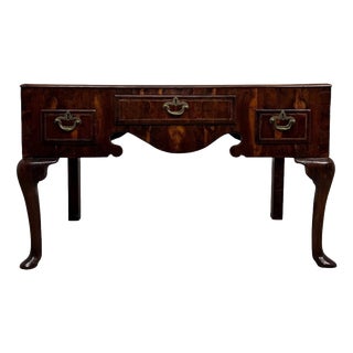 Antique English Queen Anne Style Walnut Side Table, 1700s For Sale