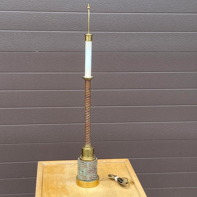 Late 20th Century Maitland-Smith Attributed Brass & Woven Patinated Copper Table Lamp For Sale - Image 5 of 12