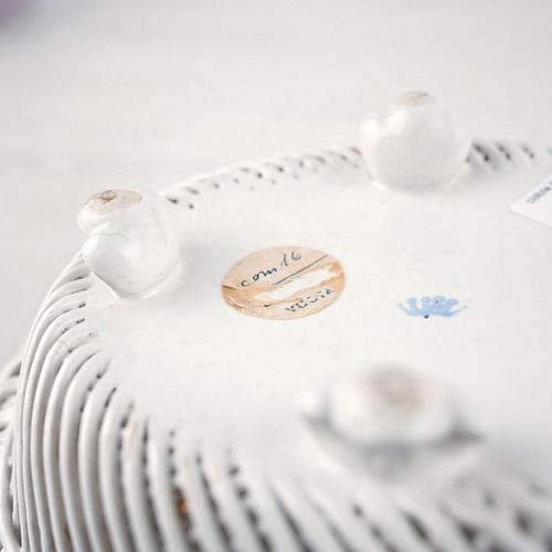 Vintage Ceramic Bowl with Braided Effect from Capodimonte For Sale - Image 3 of 5