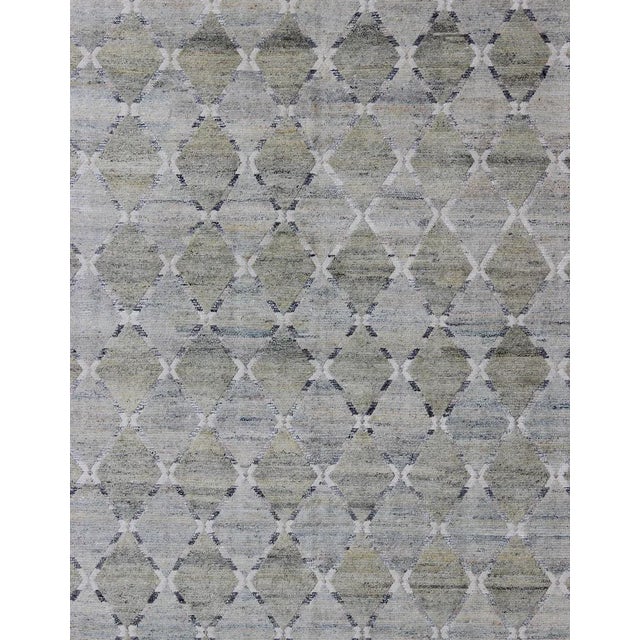 Gray geometric latticework pattern modern Scandinavian piled rug in neutral tones. Keivan Woven Arts / rug...