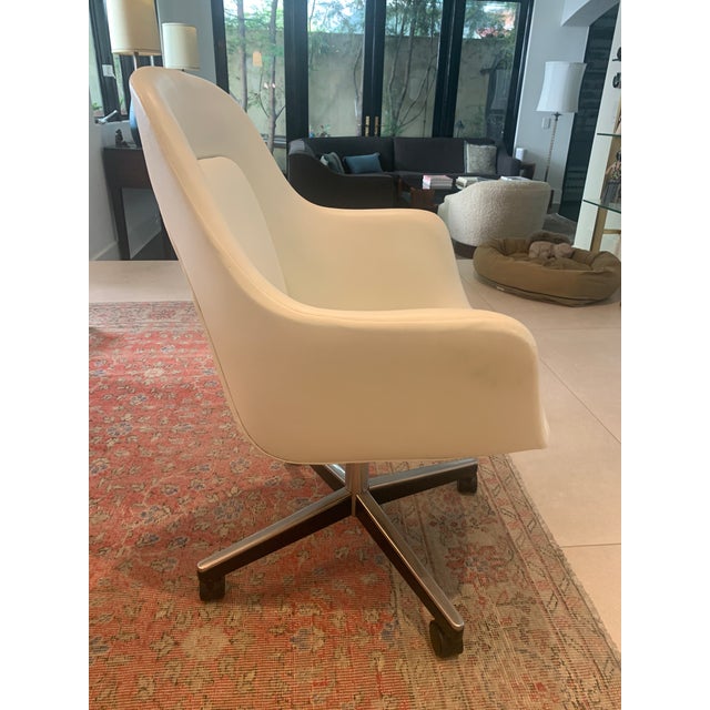 1960s 1968 Max Pearson for Knoll Swivel Chairs - Rare Set of 6 For Sale - Image 5 of 13