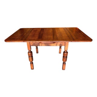 1930s Solid Quarter Sawn “Tiger Oak” Draw Leaf Table For Sale