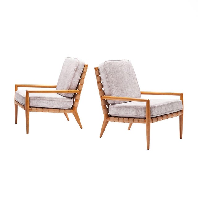 T.H. Robsjohn-Gibbings for Widdicomb Model 1720 Lounge Chairs, USA, c. 1955 Pair of Model 1720 lounge chairs by T.H....