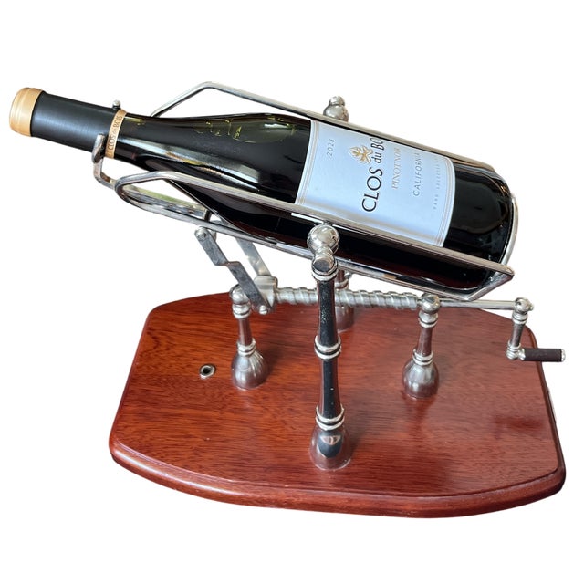 Bring Argentina sophistication to your wine ritual with this Gattorna mechanical wine pouring decanter cradle. Made in...