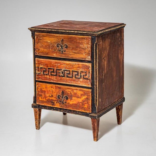 Hand-Painted Biedermeier Chest of Drawers in Red, 1800s For Sale - Image 3 of 9