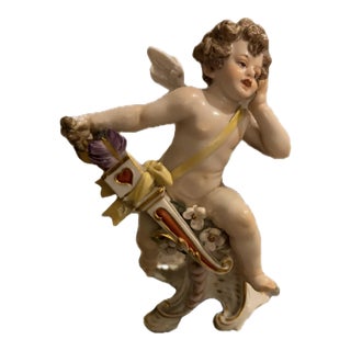 Meissen Antique 5” Porcelain “Cupid With a Bow” Q162 Gustav Stellmacher 1897 For Sale