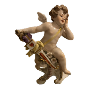 Meissen Antique 5” Porcelain “Cupid With a Bow” Q162 Gustav Stellmacher 1897