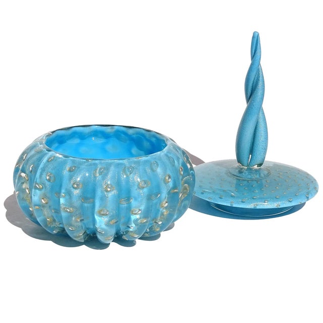 Murano Vintage Murano Barbini 1950s Sky Blue Gold Flecks Controlled Bubbles Italian Art Glass Vanity Powder Box For Sale - Image 4 of 8