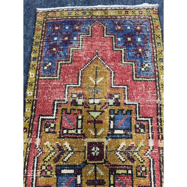 Turkish Yastik Rug 1'8" x 3'8" For Sale - Image 4 of 5