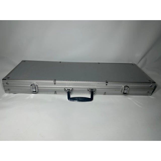 Offered is a 500-piece Las Vegas poker set. Maker: Unbranded. Origin: Product of China. Includes: (500) high-quality (11g)...