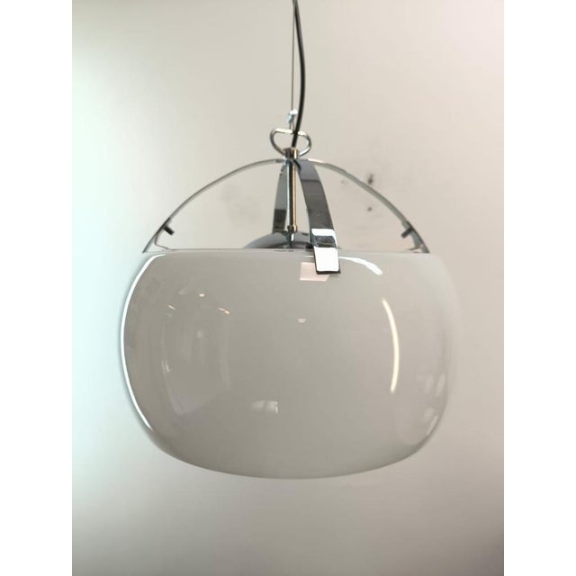 Artemis Omega Pendant Light by Vico Magistretti for Artemide For Sale - Image 11 of 17