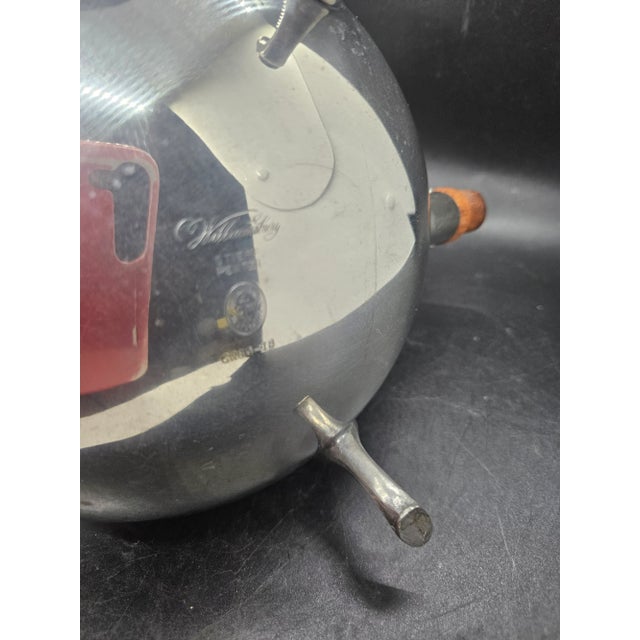 Vintage Williamsburg Stieff Pewter Footed Tea/Coffee Pot For Sale In Washington DC - Image 6 of 6