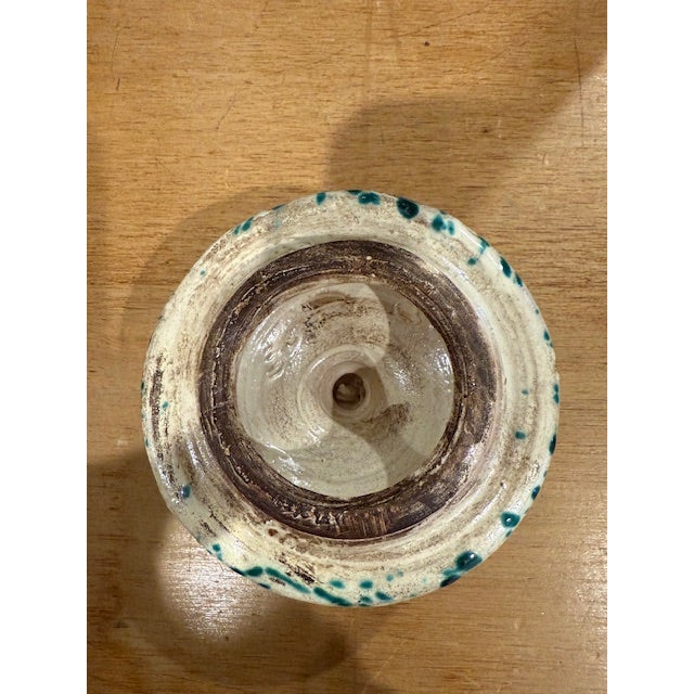 19th Century Italian Yeast Jar With Lid From Grottaglie, Puglia — Green Splash Glaze For Sale In New York - Image 6 of 8