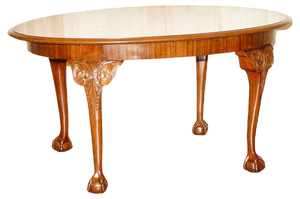English Dining Table in Hand Carved Walnut with Claw & Ball Feet, 1920s