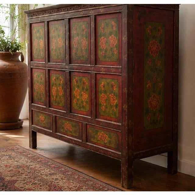 Antique Japanese Wooden Sideboard with Hand-Painted Floral Decorations, 1900 For Sale - Image 3 of 4