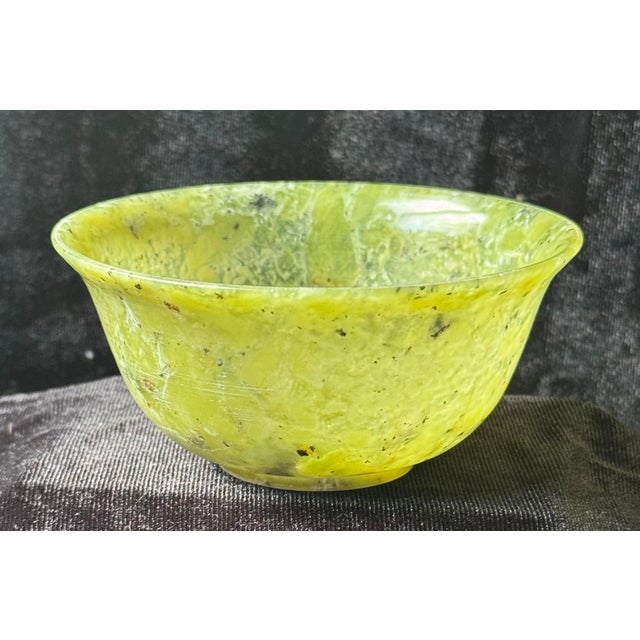 Mid 20th Century Trio of 20th Century Chinese Carved Serpentine Nesting Bowls - Set of 3 For Sale - Image 5 of 12