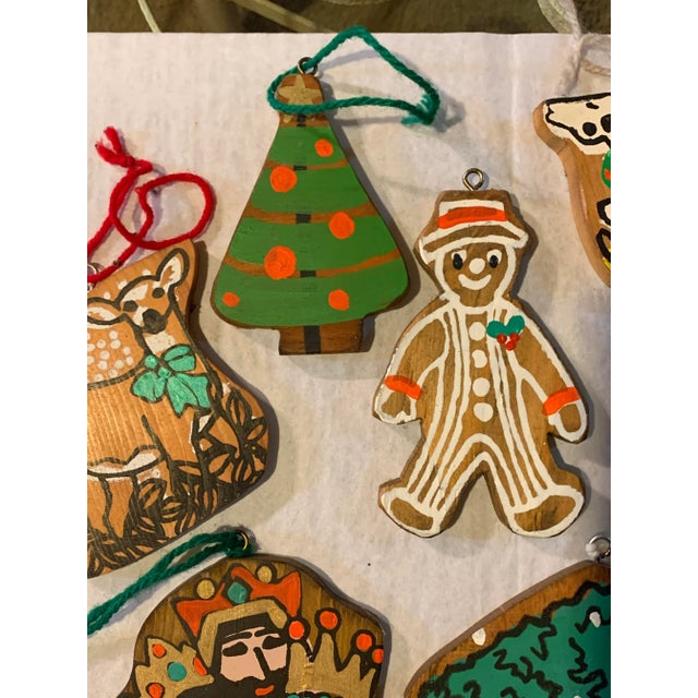 Set of Eight 1980s Hand-Painted Wooden Christmas Tree Ornaments For Sale In Los Angeles - Image 6 of 8