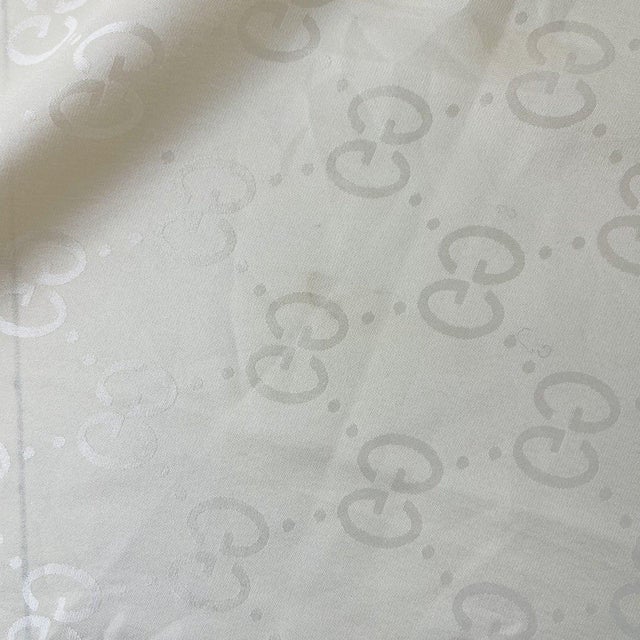 Italian Gucci Beige Logo Silk Scarf For Sale - Image 3 of 8