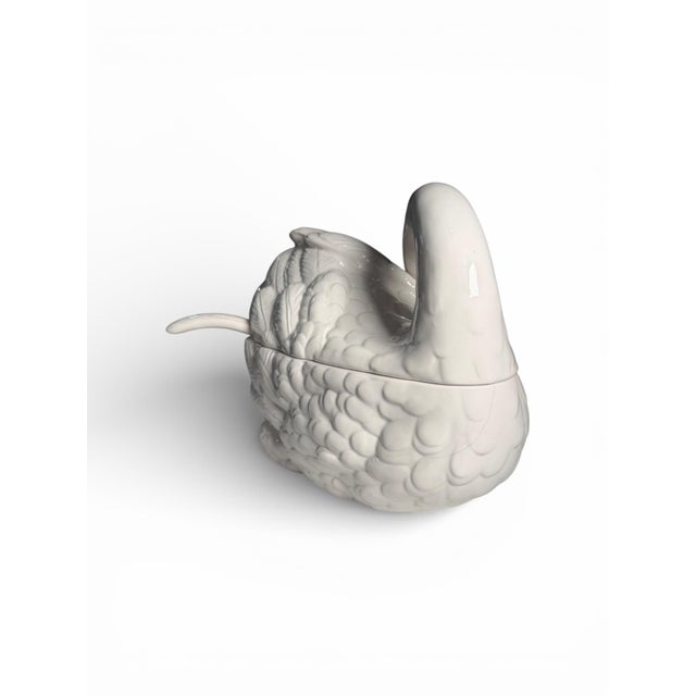 Farmhouse 1980s Framhouse Fitz and Floyd Swan Soup Tureen For Sale - Image 3 of 11