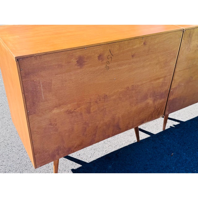 Vintage 1950s Paul McCobb Planner Group Style Maple Wood 3-Drawer Cabinets, a Pair For Sale - Image 12 of 12