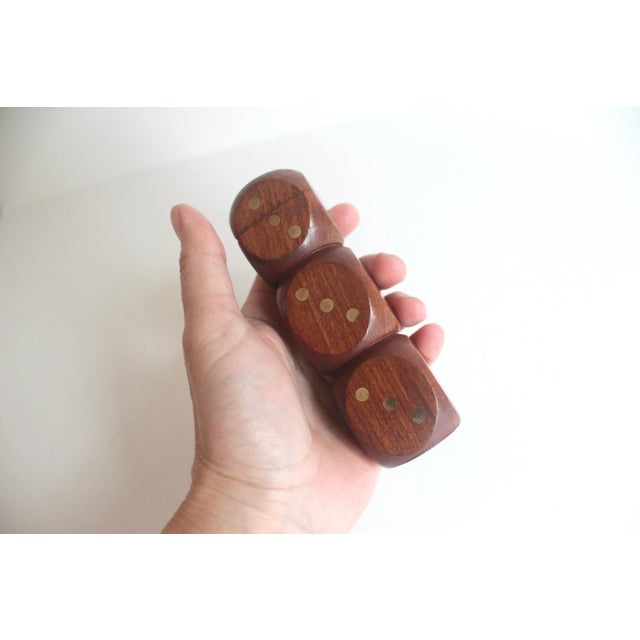 Vintage Wood and Brass Dice Holder Box Set of Five Dice For Sale - Image 6 of 10