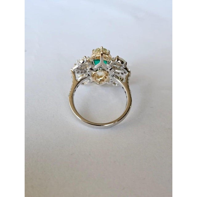 Set in 18k Gold, 1.52 Carats Zambian Emerald & Rose Cut Diamonds Engagement Ring, Us Size 6 For Sale - Image 4 of 13