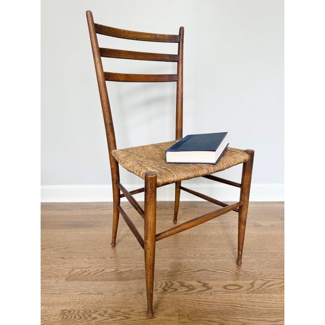 Mid-Century Modern Mid-Century Italian Modern Rush Seat Ladder-Back Chair in the Manner of Gio Ponti For Sale - Image 3 of 9