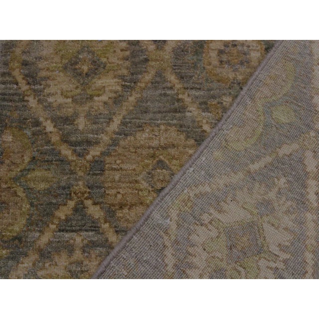 1990s Boho Chic Modern Heidy Gray/Ivory Hand-Knotted Wool Rug - 2′7″ × 9′2″ For Sale In New York - Image 6 of 8