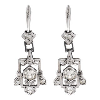 1930s Pair of Art Deco Old Cut Diamond 12k White Gold Drop Earrings For Sale
