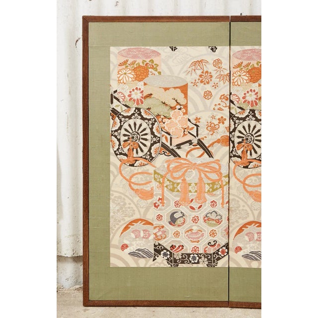 Mid-Century Modern Japanese Showa Two Panel Screen Embroidered Silk Gilt Boxes For Sale - Image 3 of 13