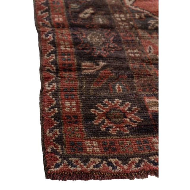 These attractive rugs are suitable for a wide variety of places, but the significant effect of Oushaks is that they bring...