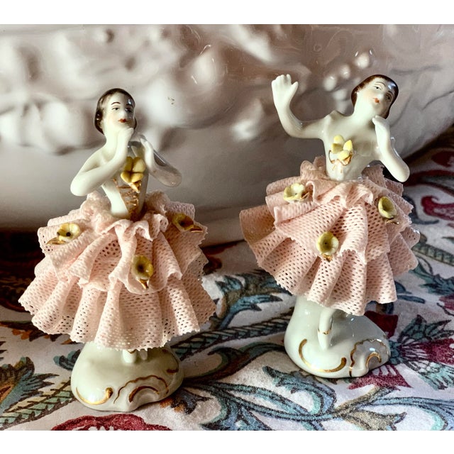 Vintage Dresden Rococo-Style Petite Porcelain Figurines Dancing in Lace Skirts, Mid-1990s by Germany’s Porzellanfabrik Unterweißbach- a Paiir For Sale - Image 10 of 10