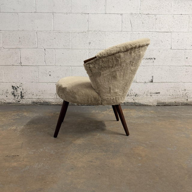 Vintage Danish 1950s Mid-Century Bent Møller Jepsen Attributed Lounge Chair, Beige Fur-Like Upholstery For Sale - Image 17 of 18