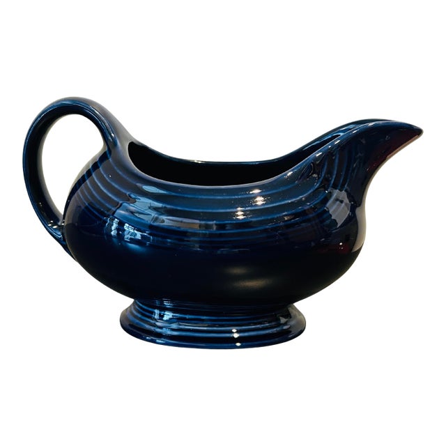 Vintage Cobalt Blue Fiestaware Gravy Boat – Homer Laughlin Fiesta Open Sauce Boat, Art Deco Concentric Ring Design For Sale