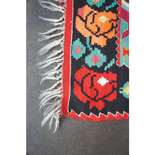 1940s Turkish Wool Kilim Area Rug-4′9″ × 7′4″ For Sale - Image 10 of 13