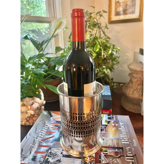 Sheffield Silver Co. Mid 20th Century Sheffield Silver Co. Art Deco Pierced Silver Plate Wine Bottle Holder For Sale - Image 4 of 10