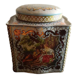 1980s Tin With Courting Scence for Damer Made in England