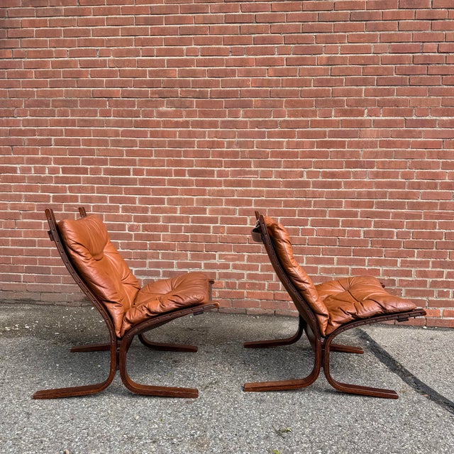Mid-Century Modern Pair of 1970s “Siesta” Bent Rosewood and Leather Lounge Chairs by Ingmar Relling for Westnofa, Norway For Sale - Image 3 of 12