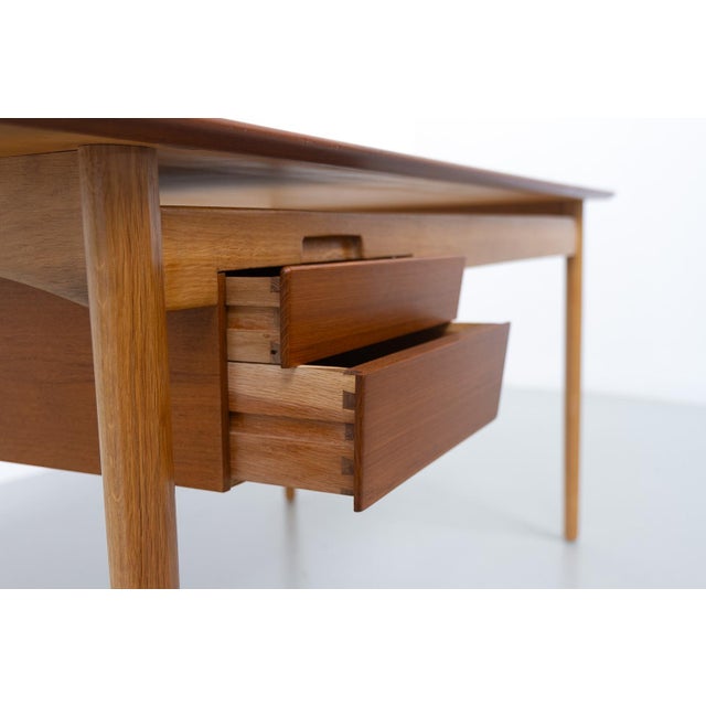 Wood Danish Modern Teak and Oak Desk by Ib Kofod Larsen for Fredericia, 1956s For Sale - Image 7 of 18
