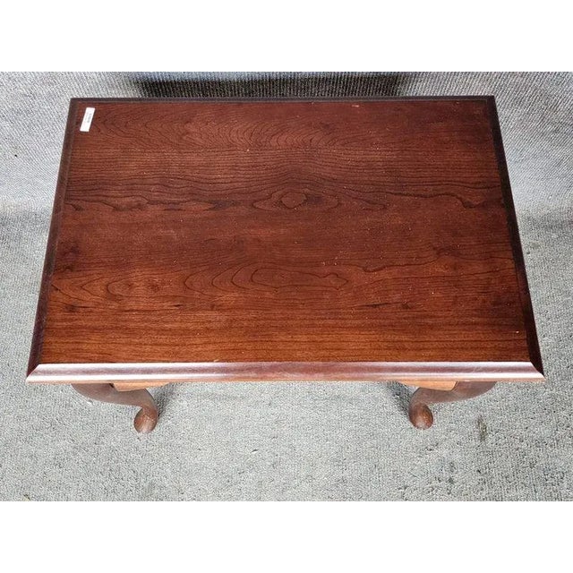 Queen Anne Mid 20th Century Vintage Queen Anne Style Tea Table / Side Table With 2 Slide-Out Shelves For Sale - Image 3 of 6