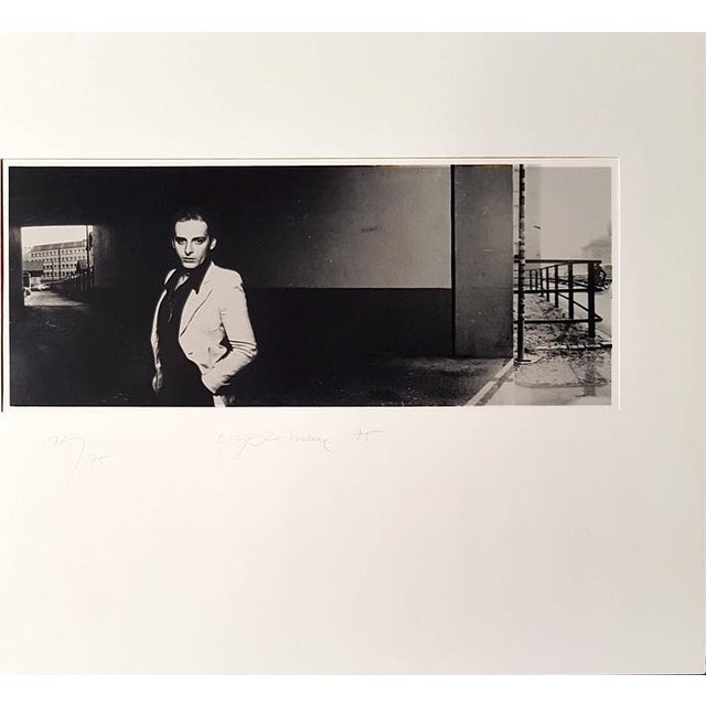 Hand signed, numbered and dated. Edition of 75 copies. Original photograph from the portfolio “Un’isola nell’aria”, Vol....