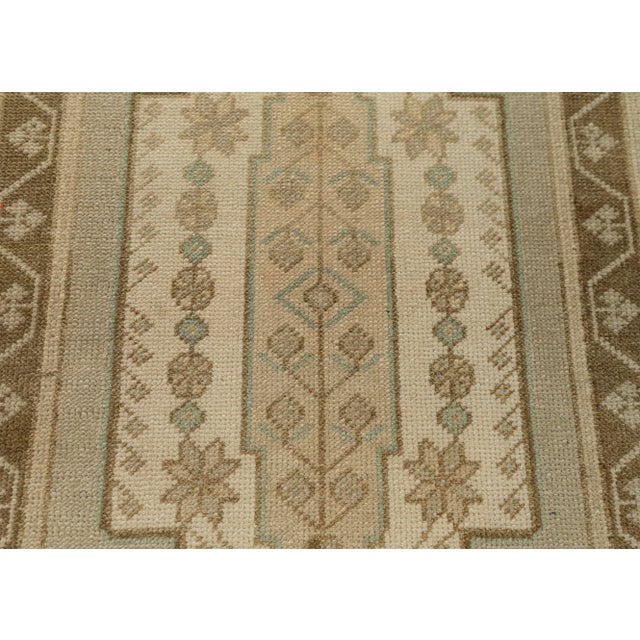Turkish Mini Rug Oriental Hand Knotted Vintage Rug 1'8" x 3'4" #21086 For Sale - Image 4 of 8