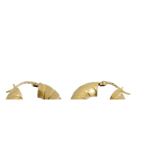 Hoop Earrings in 19.2K Gold, Set of 2 For Sale - Image 5 of 8