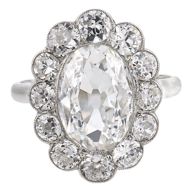 1910s French Belle Époque Gia 2.01 Carat Old Mine Cut Diamond Platinum Cluster Ring, Size 5.5 For Sale