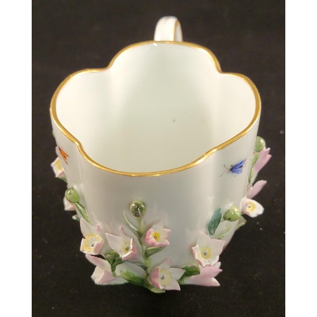 Rococo Mid-19th Century Meissen Porcelain Tea Cup and Saucer: Encrusted Flowers, Hand Painted Insects For Sale - Image 3 of 10
