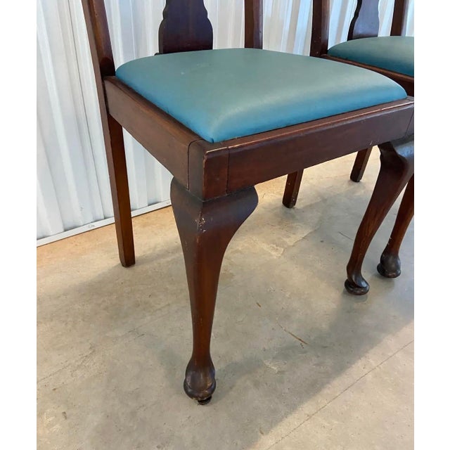 Early Twentieth Century Classic Traditional Queen Anne Armless Dining Chairs, Splat Back With Slip Seats For Sale - Image 6 of 8