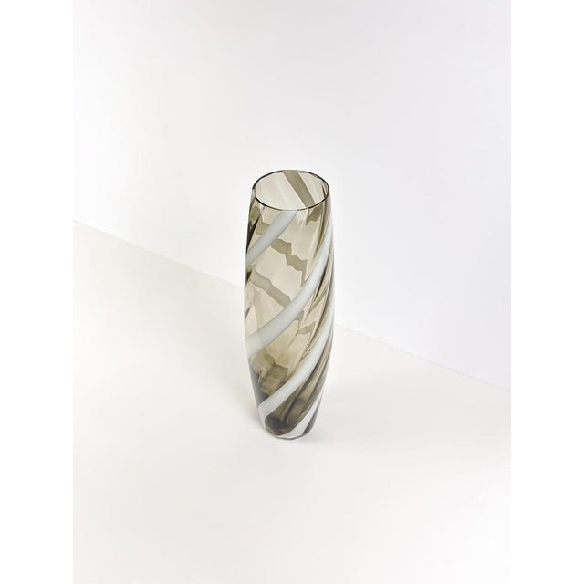 Mid-Century Modern Empoli Floor Vase in Smoked and White Striped Glass, Italy, 1960s For Sale - Image 3 of 11