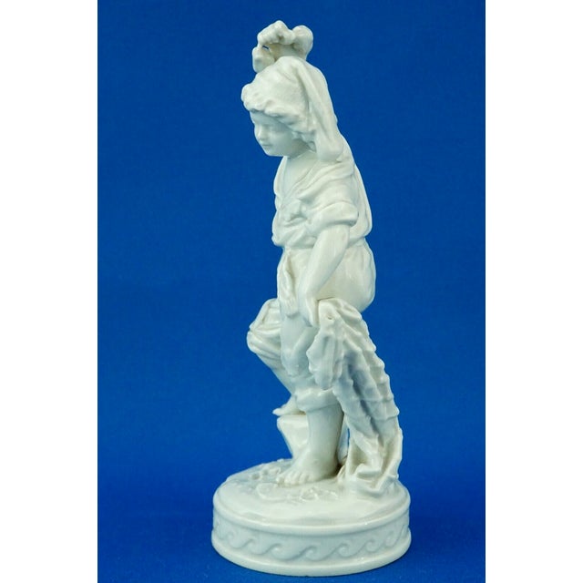 Antique young fisherman figurine in white porcelain from Ginori Doccia, early 19th For Sale - Image 3 of 18