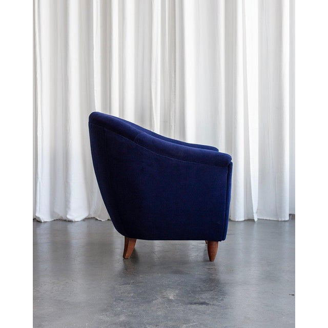 Italian Art Deco Lounge Chair in Fabric For Sale - Image 3 of 6